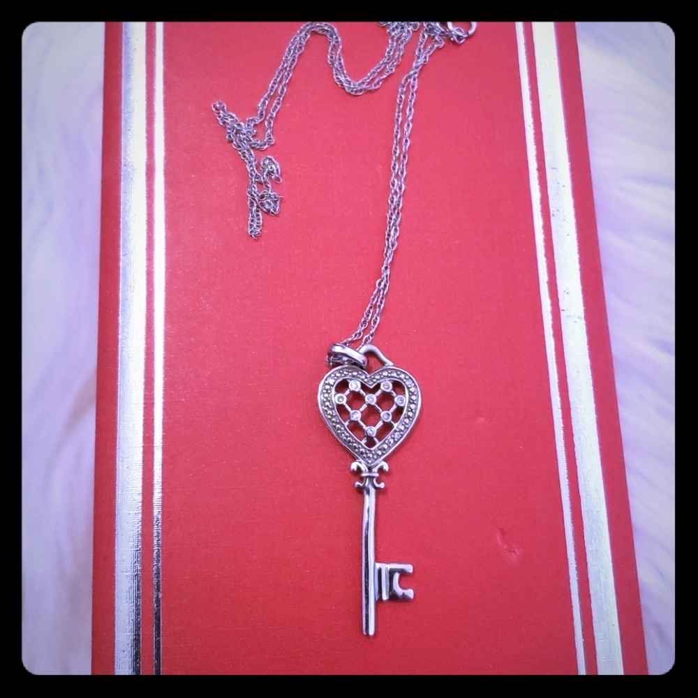 Heart and Key Sterl Silver Necklace with diamonds